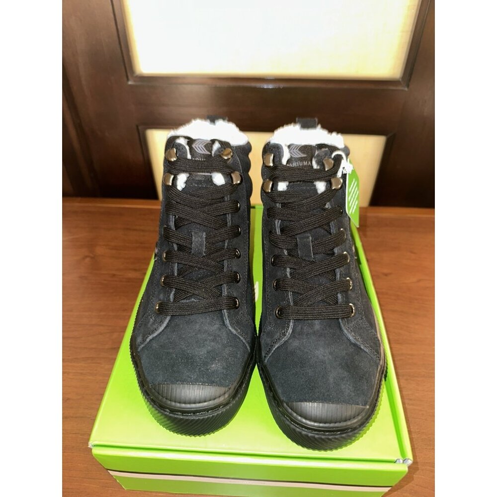 Cariuma Women OCA Therma High Hooks All Black Suede Boot‎ Sz: W7.5 NWT